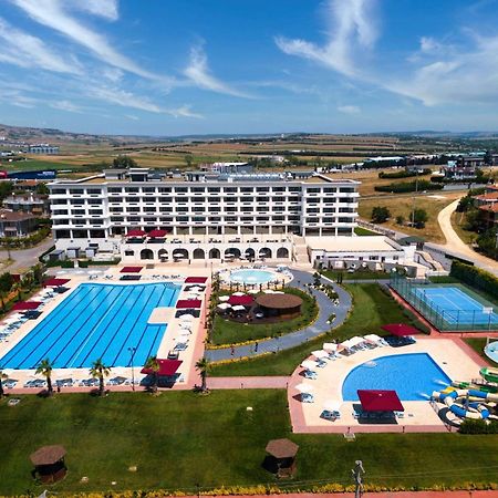 Отель Ramada Plaza By Wyndham Силиври Экстерьер фото