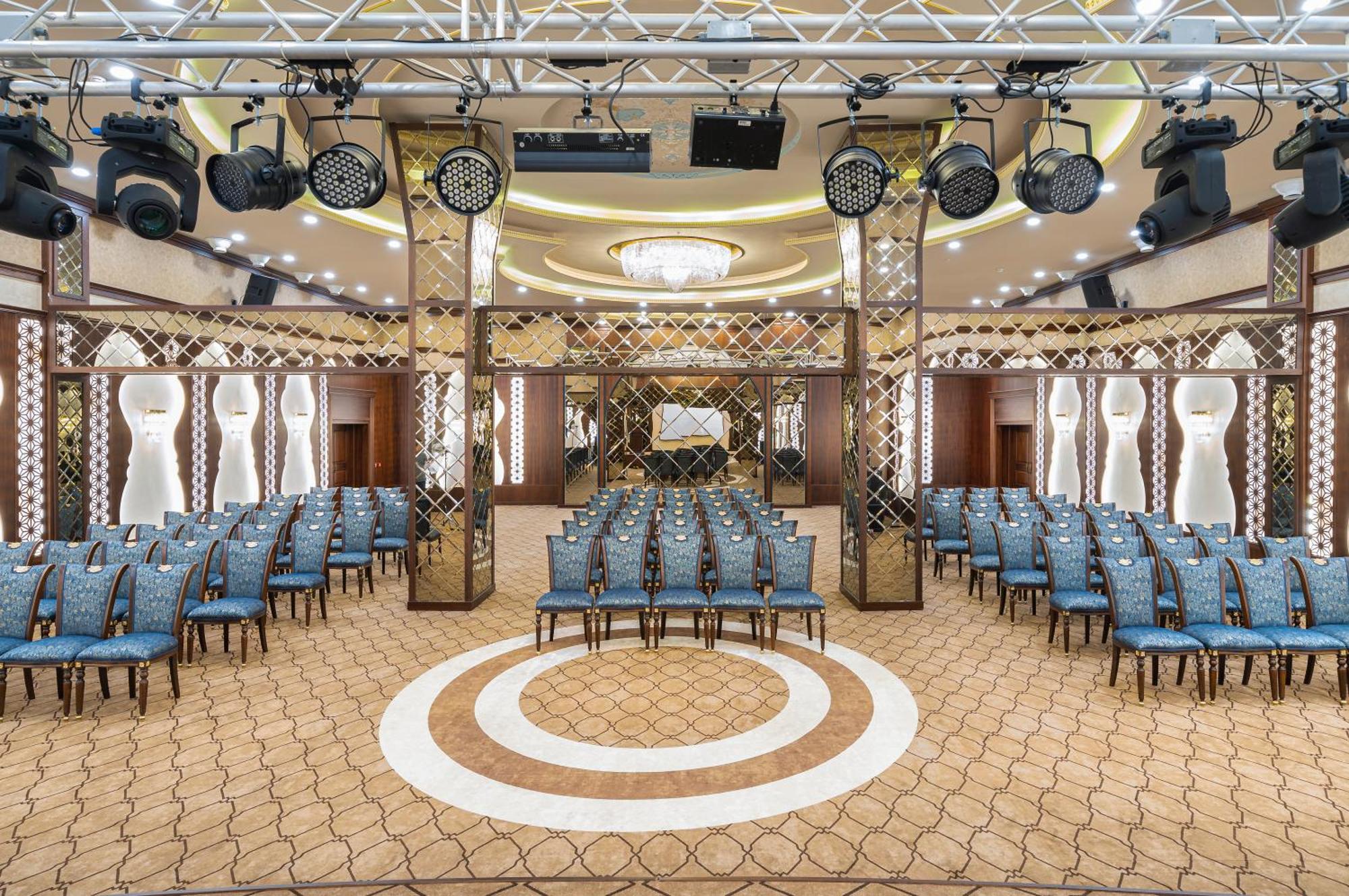 Отель Ramada Plaza By Wyndham Силиври Экстерьер фото